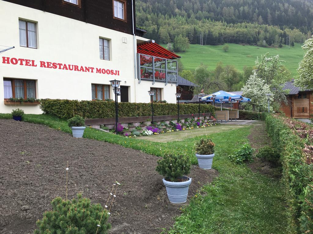 Hotel Haus Muehlebach Ernen Екстериор снимка