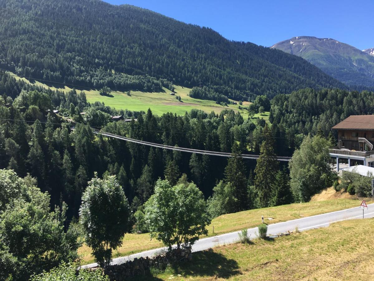 Hotel Haus Muehlebach Ernen Екстериор снимка